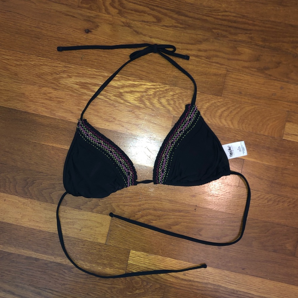 Black bikini top